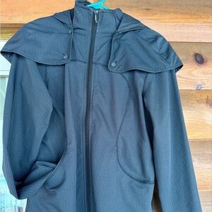 Lululemon zip up rain jacket with hood